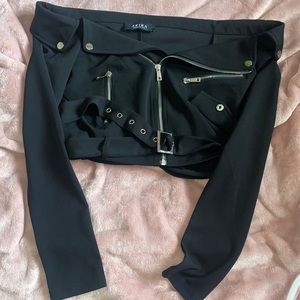 Off the shoulder biker crop top